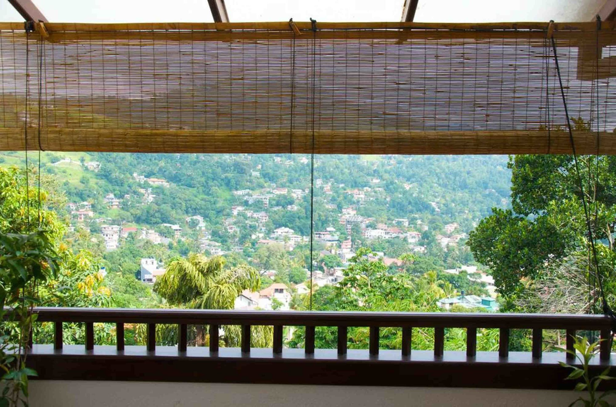 Yoho Home Away Home Kandy Exterior photo